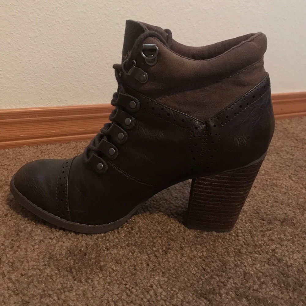 Lace-up booties by Not Rated - Picture 4 of 6